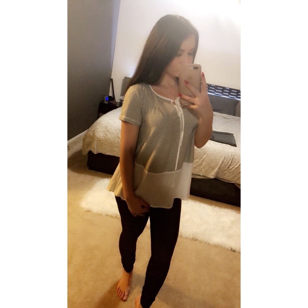 🔥4 for 25 LAST ONE Scoop Neck Short Sleeve Top - Picture 5 of 5